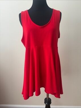 Venus Red Sleeveless Swing Tank Top women’s size Large